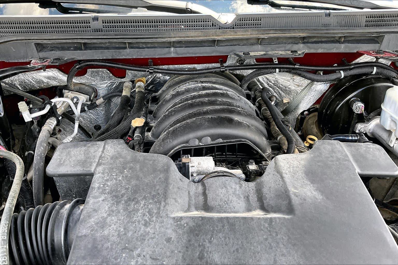 Used 2018 Red Quartz Tintcoat GMC SLT image 30