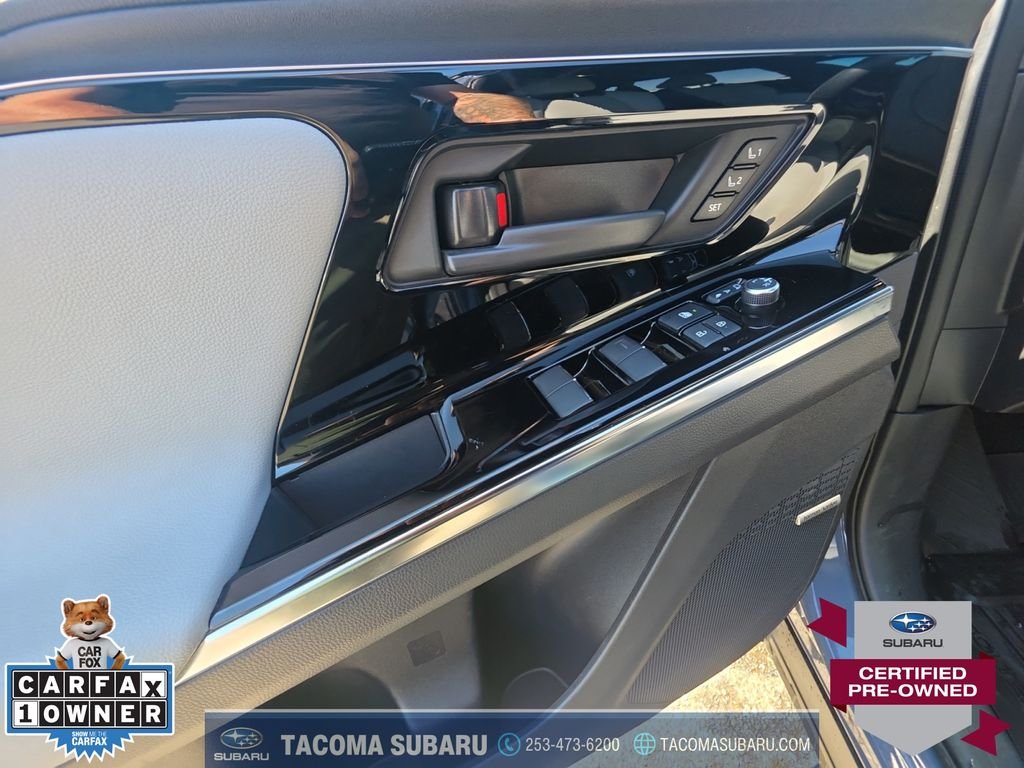 Used 2023 Gray Subaru Limited image 11