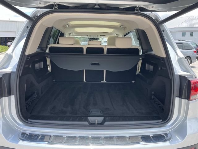 Used 2022  Mercedes-Benz GLB 250 image 8