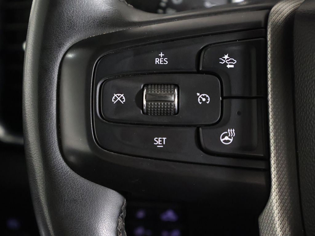 Used 2024 White GMC Denali image 40