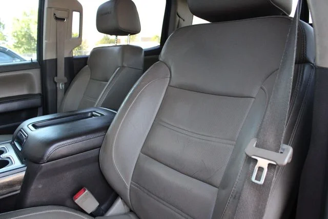 Used 2015 Blue GMC Denali image 6