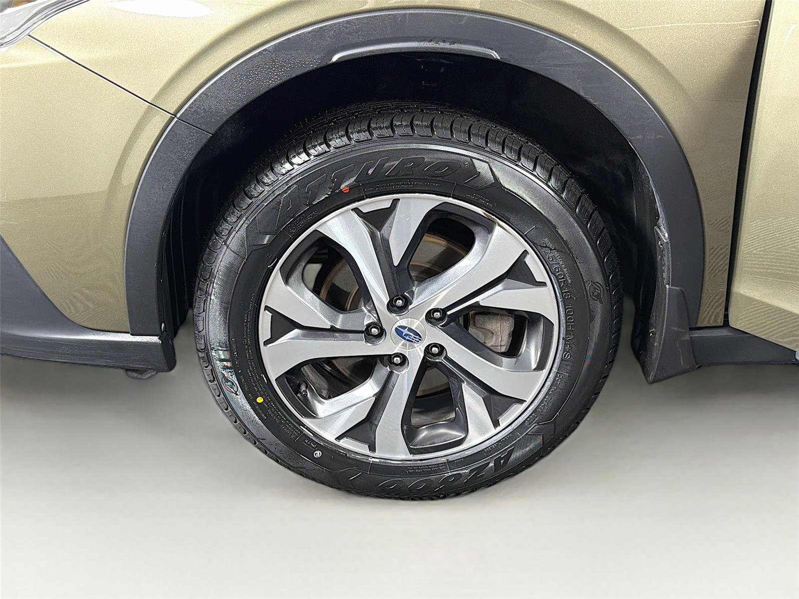 Used 2021 GREEN SUBARU  image 33