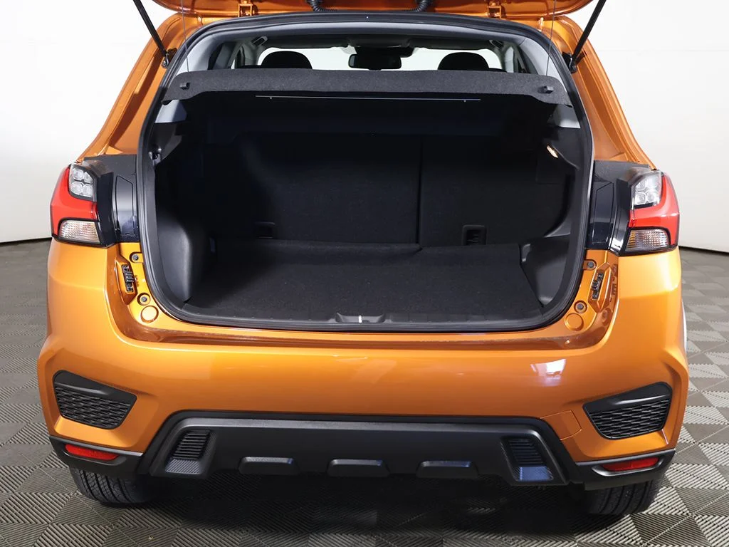 New 2026 Orange Mitsubishi 2.0 ES image 12