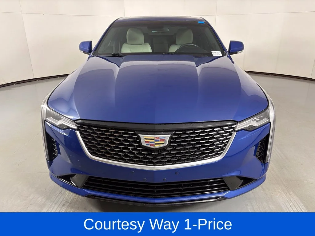 Used 2020 Blue Cadillac Luxury image 4