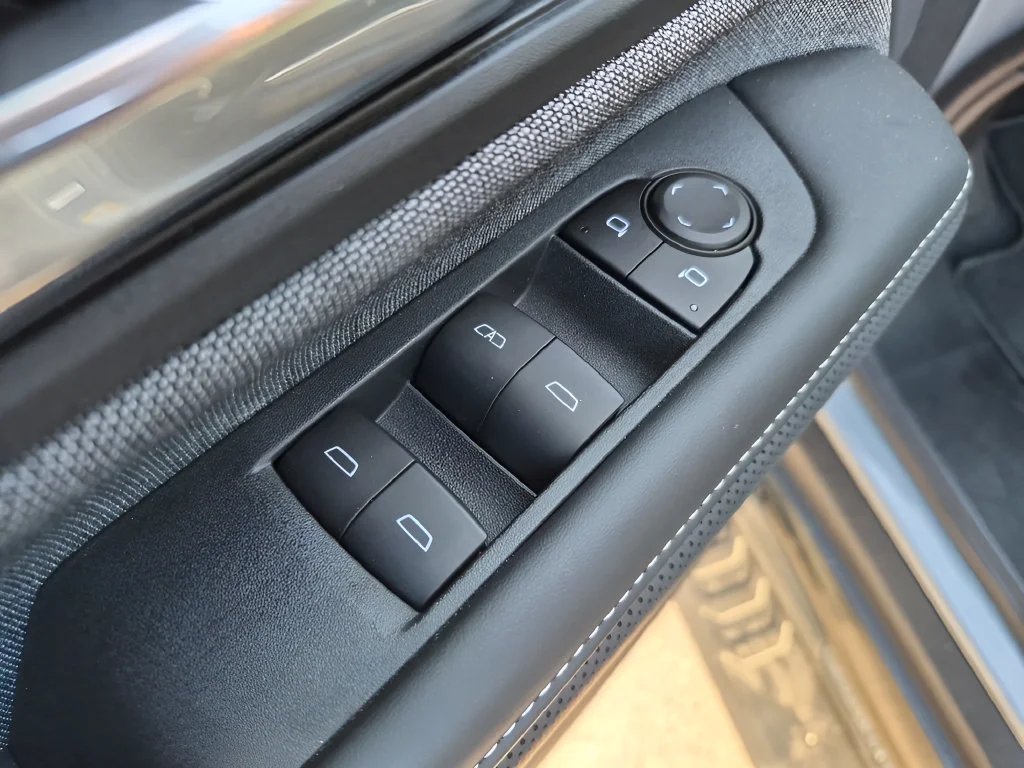 2026 GMC Sierra EV Elevation - Photo 18
