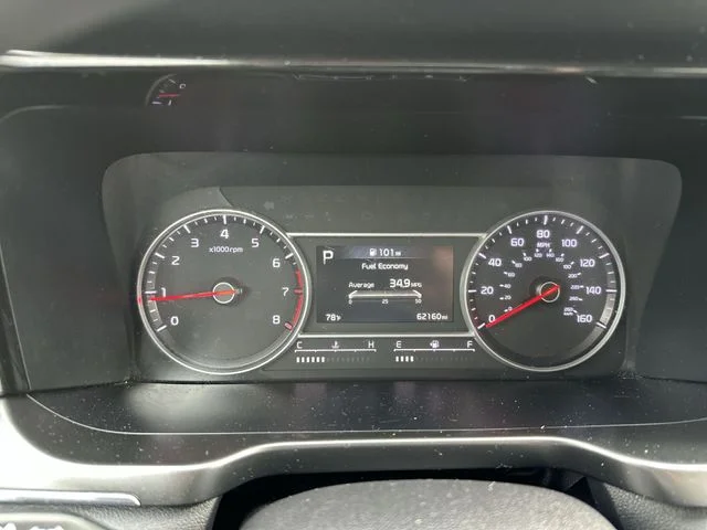 Used 2022 Red Kia LX image 12
