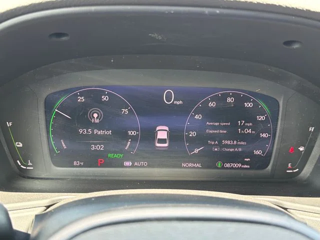 Used 2023 Blue Honda Sport-L image 11