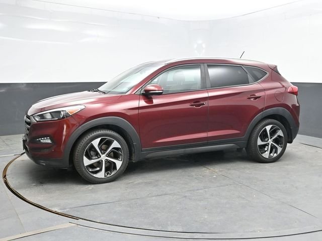 Used 2016 Red Hyundai Sport image 3