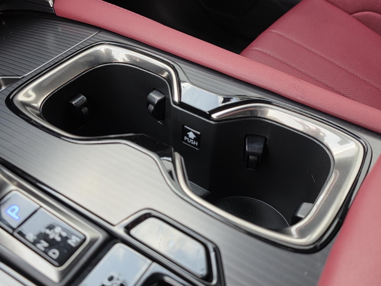 2024 Lexus RX Hybrid 500h - Photo 29