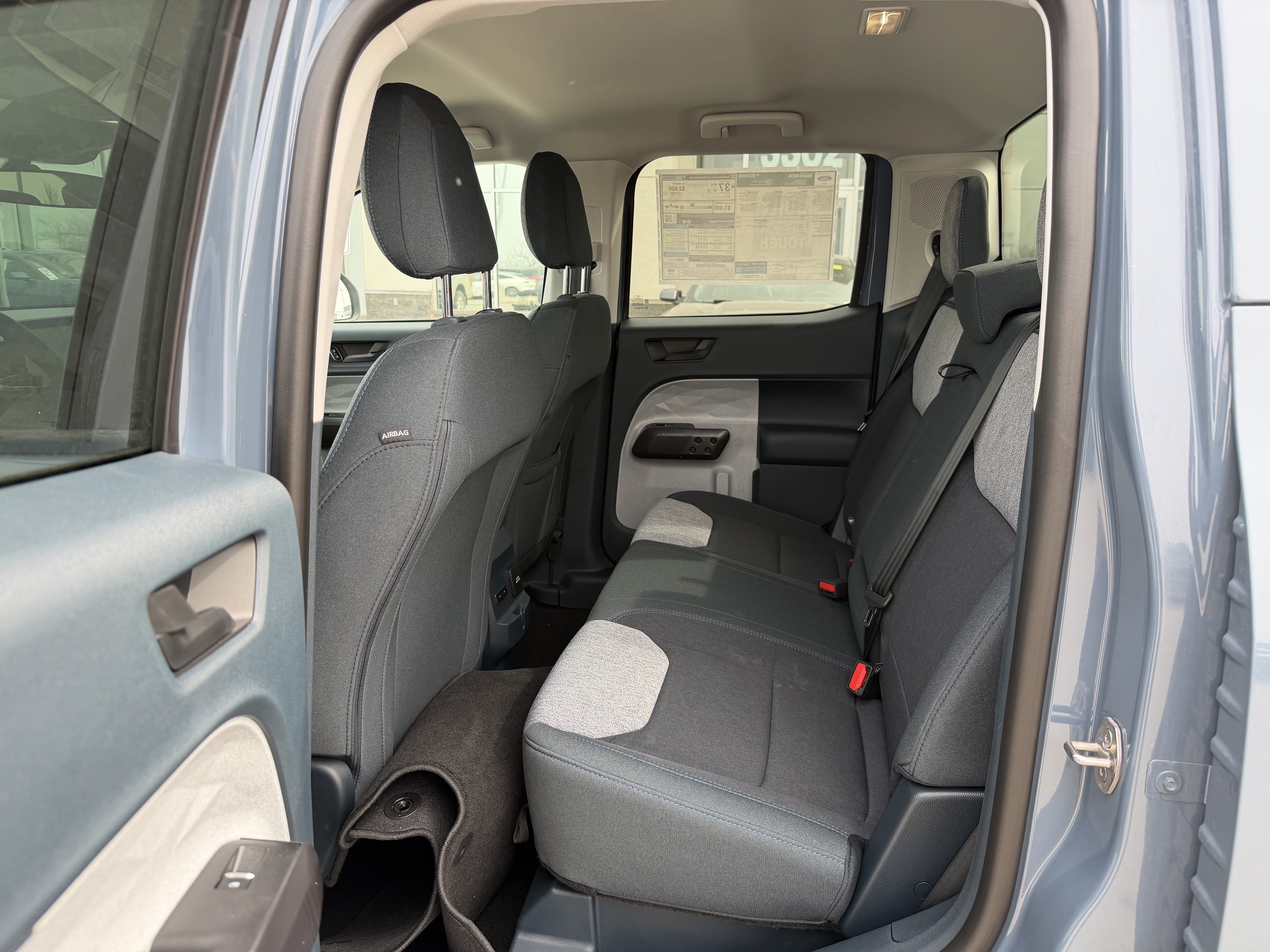 New 2025 Azure Gray Metallic Tri-Coat Ford XLT image 6