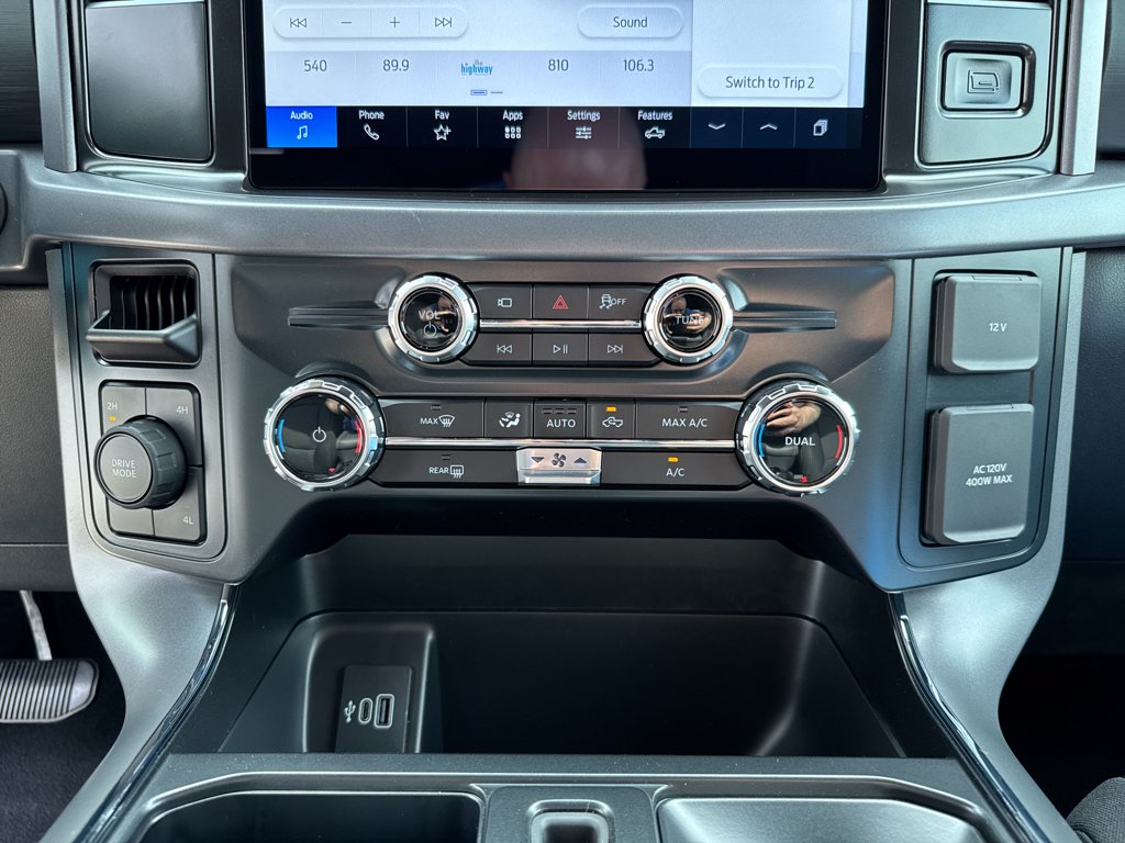 New 2026 Carbonized Gray Metallic Ford XLT image 21