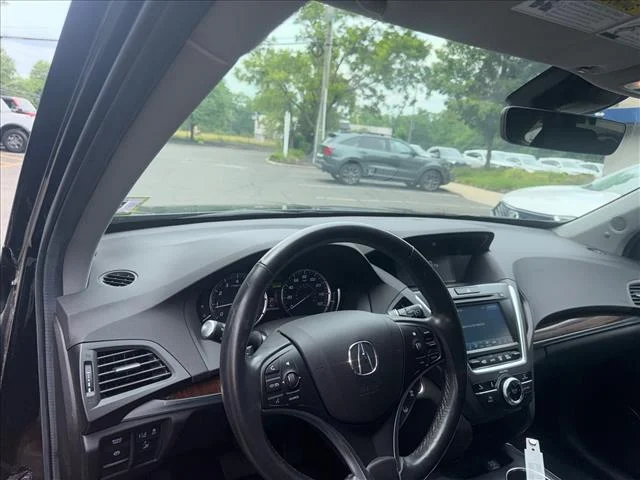 Used 2019 Majestic Black Pearl Acura SH-AWD image 2