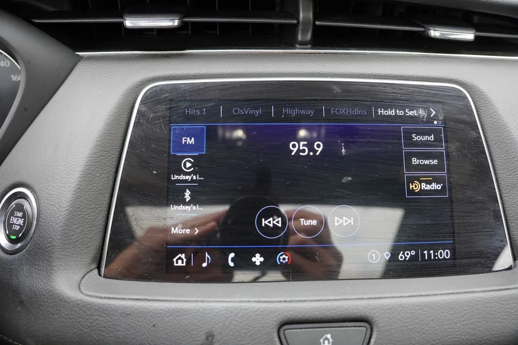Used 2023 Gray Cadillac Premium Luxury image 7