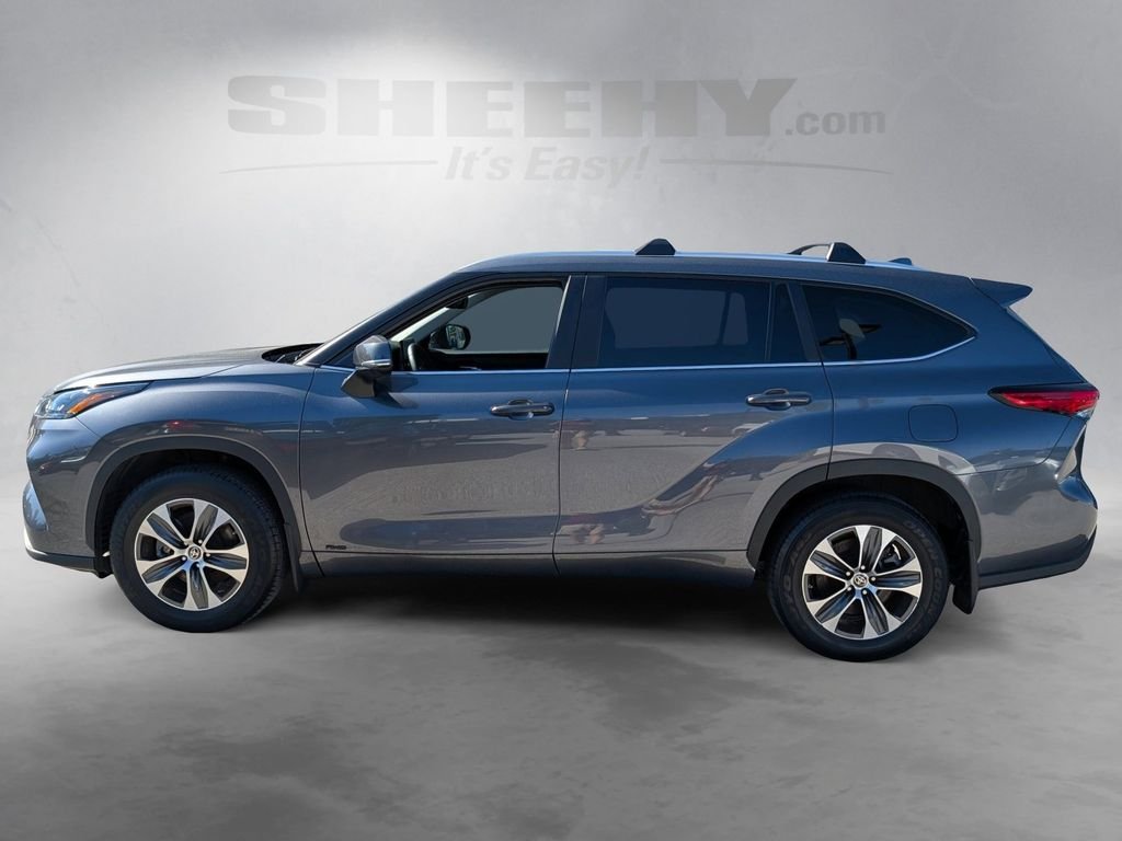 Used 2023 Gray Toyota XLE image 15