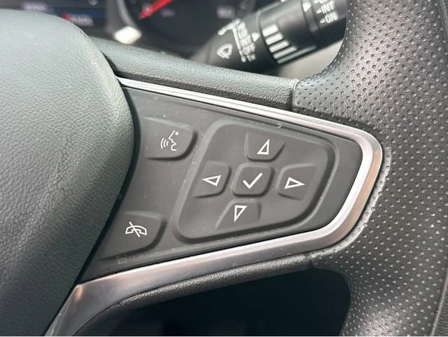 2023 Chevrolet Equinox LT - Photo 28