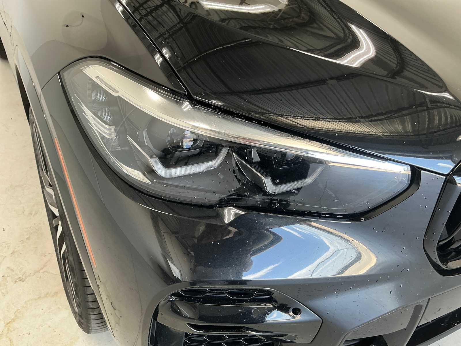 Used 2023 Black Sapphire Metallic BMW xDrive40i image 4