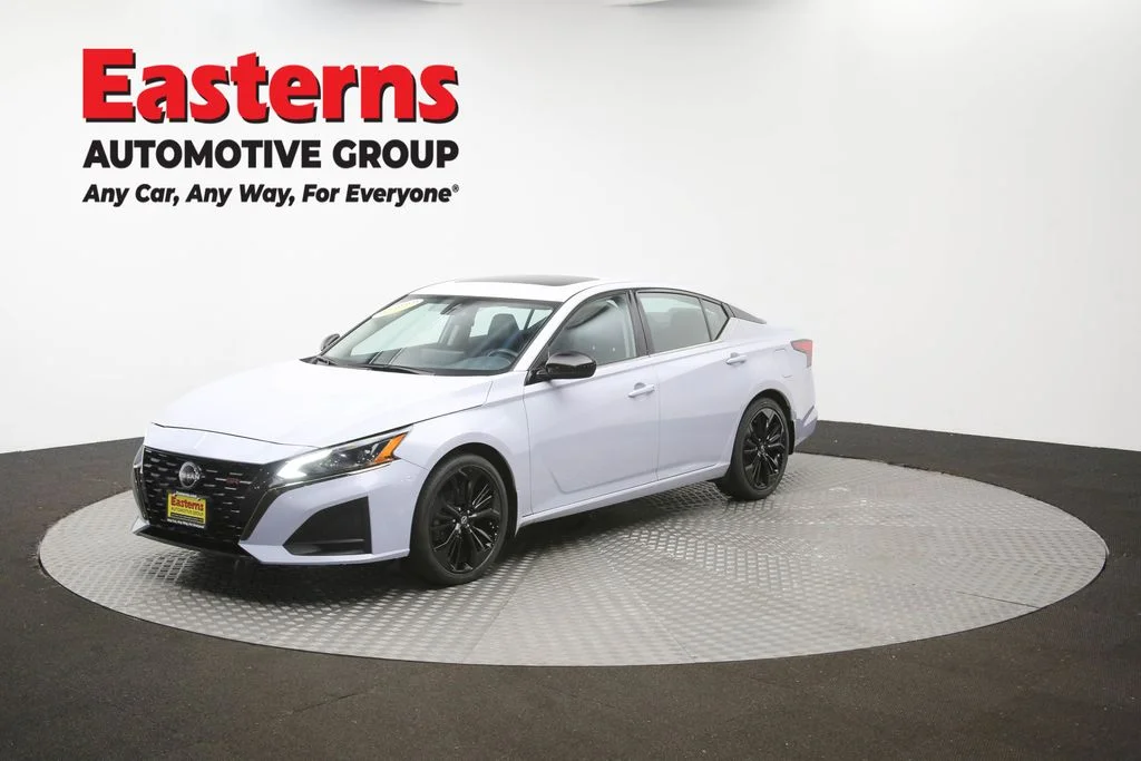 Used 2023 Gray Nissan 2.5 SR image 57