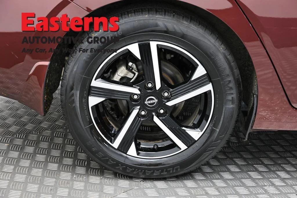Used 2024 Red Nissan SV image 29