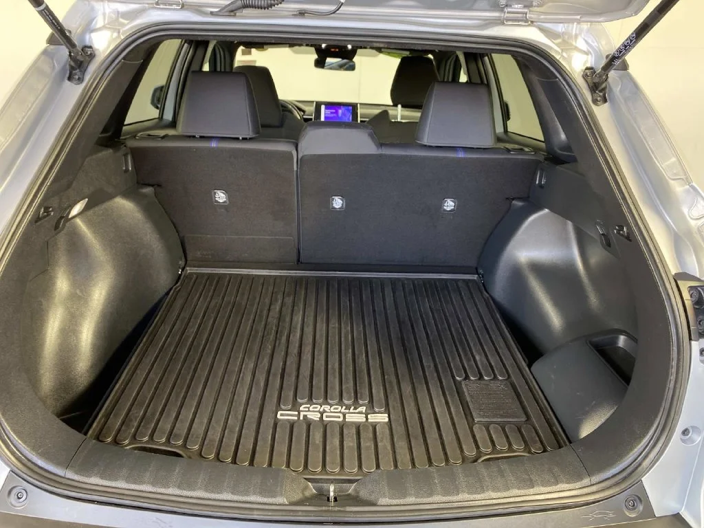 Used 2024 Silver Toyota Hybrid SE image 9
