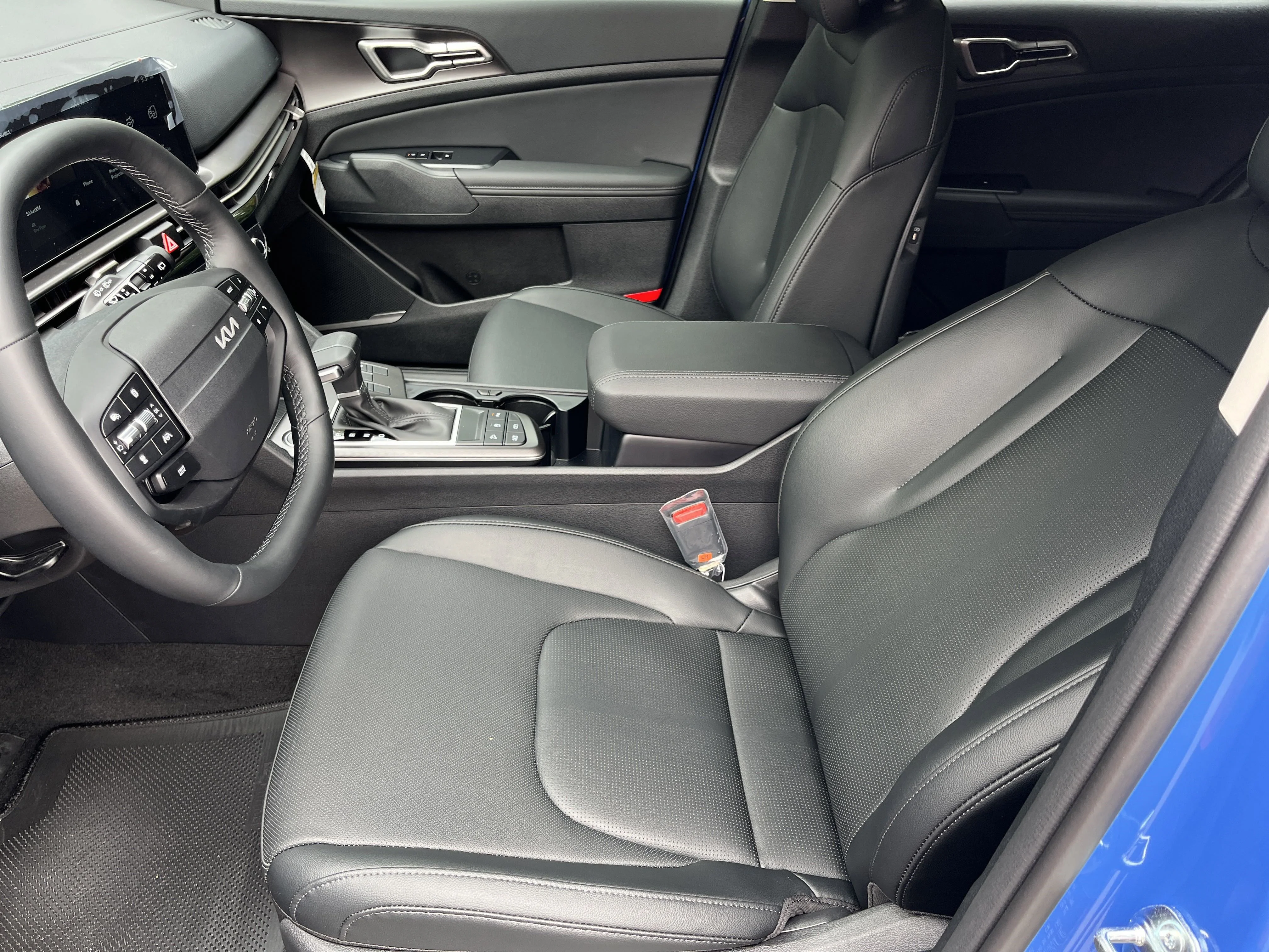 2026 Kia Sportage EX - Photo 19