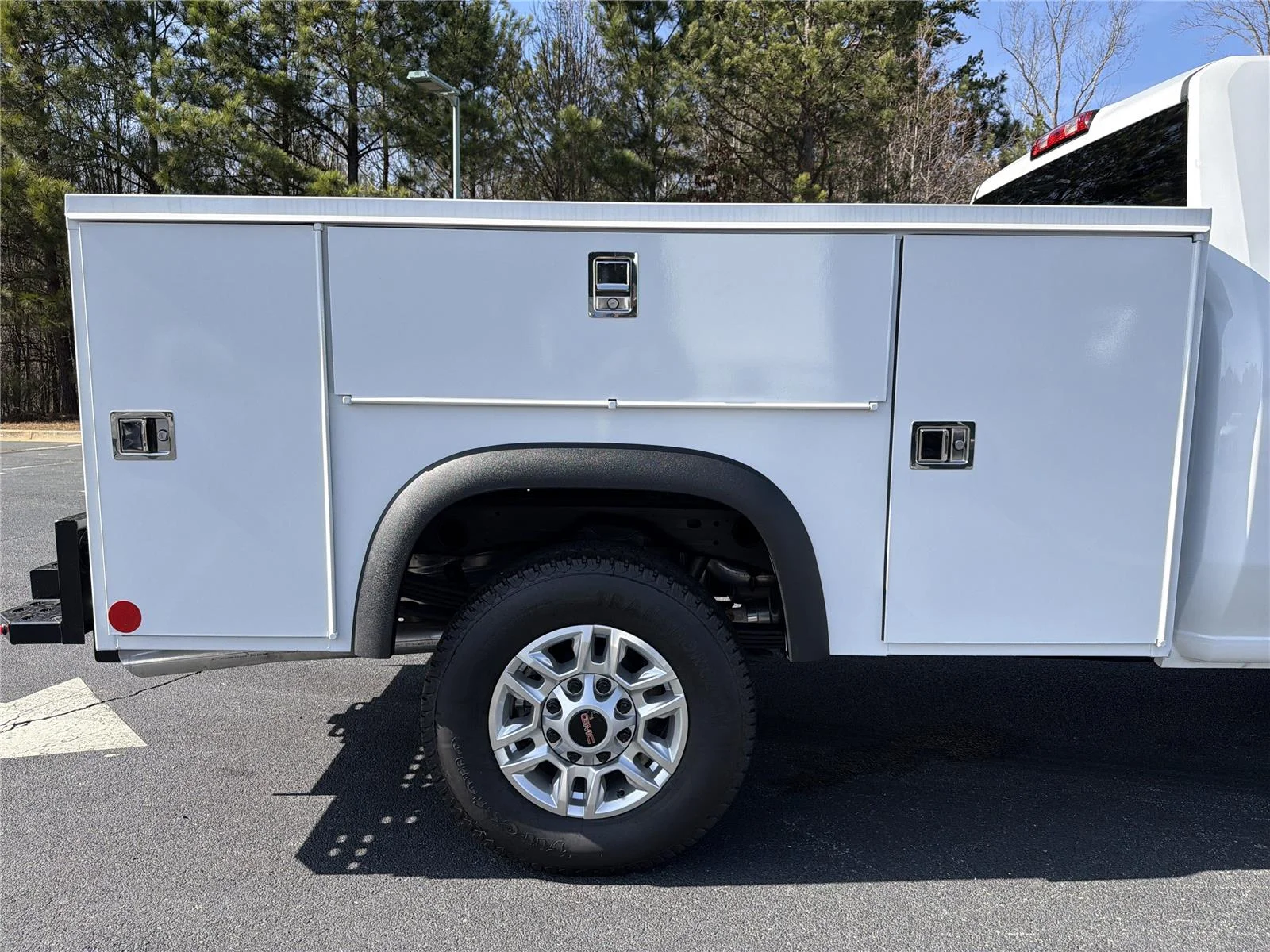 2025 GMC Sierra 2500HD Pro - Photo 13