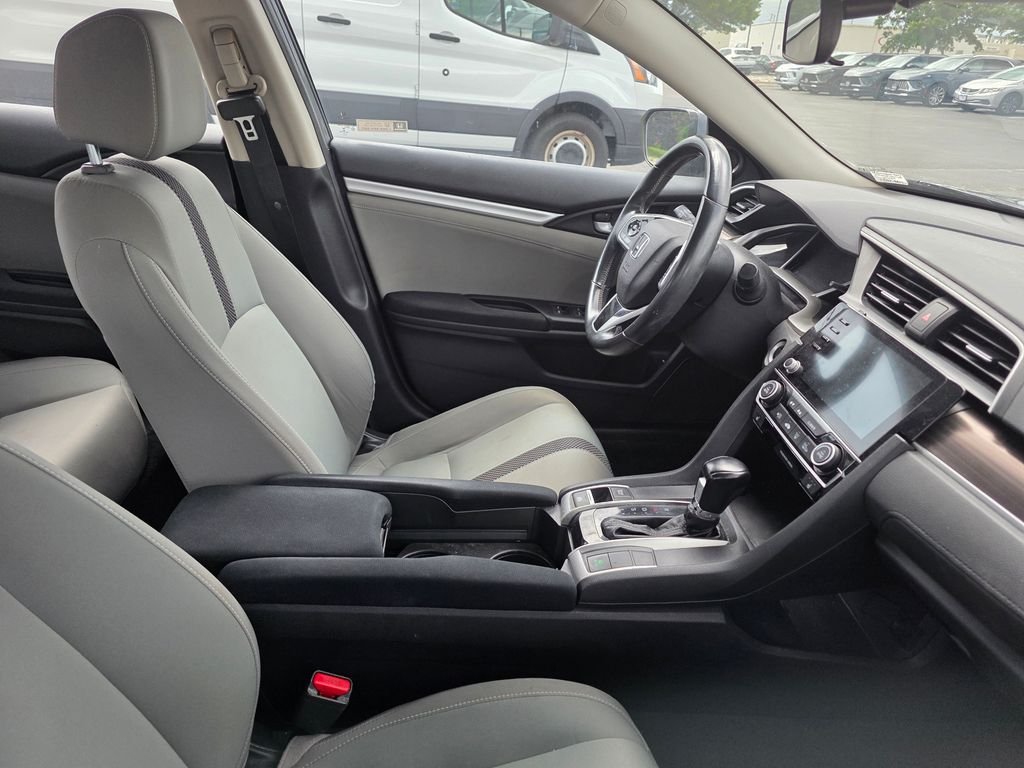 Used 2019 Gray Honda EX image 5