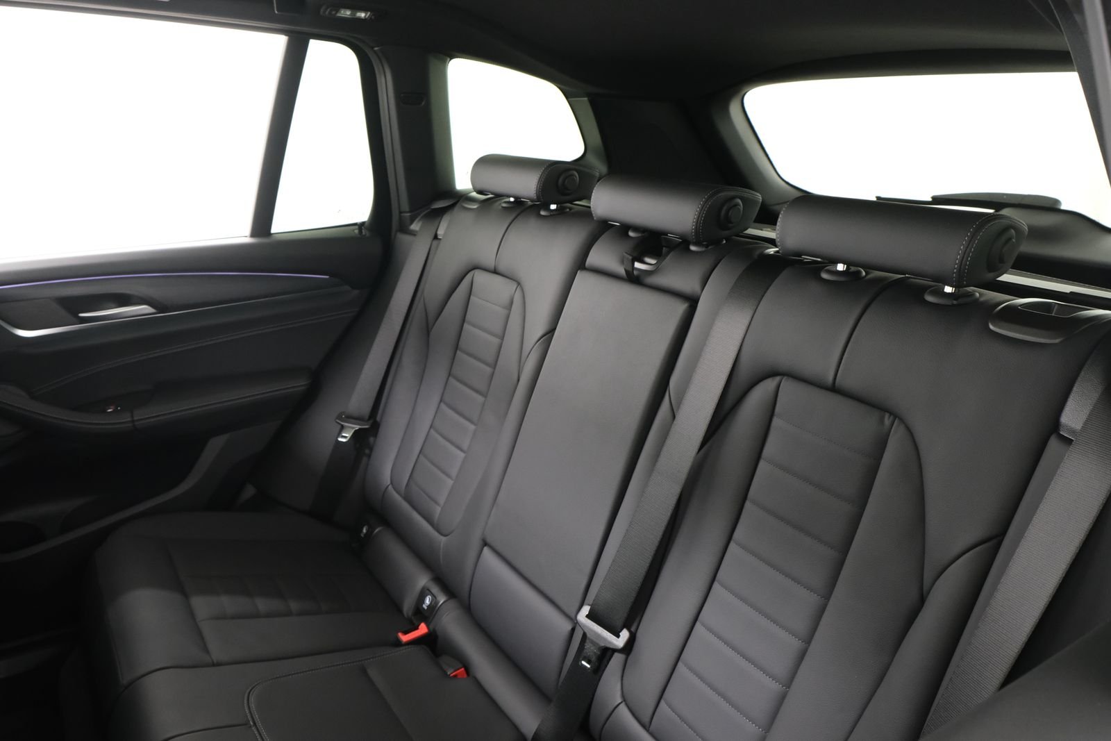 Certified Used 2023 Jet Black BMW xDrive30i image 34