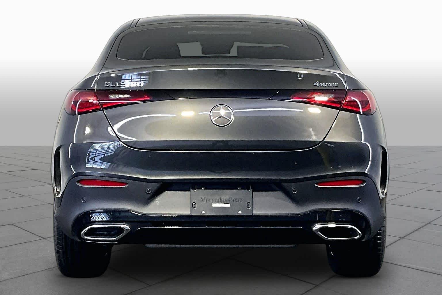 New 2026 Graphite Grey Metallic Mercedes-Benz GLC 300 image 4