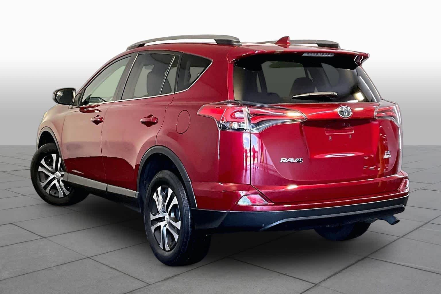 Used 2018 Ruby Flare Pearl Toyota LE image 12