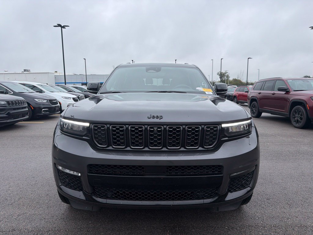 Used 2025 Jeep Grand Cherokee L Summit with VIN 1C4RJKEG9S8769414 for sale in Kansas City