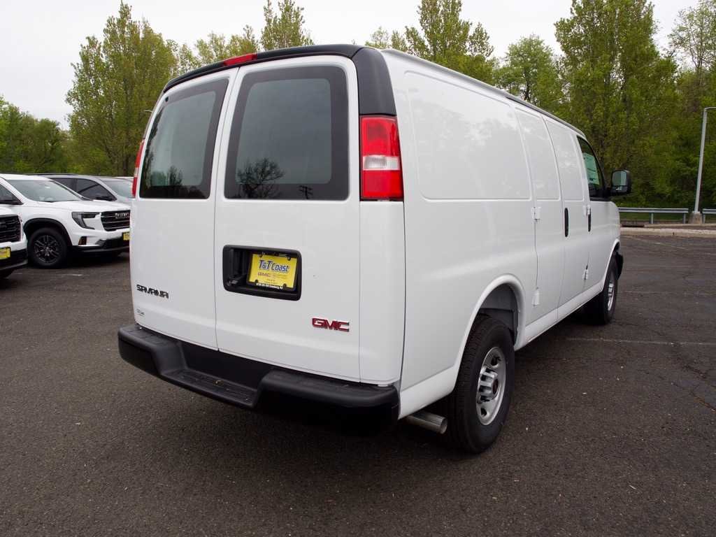 New 2026 Summit White GMC Work Van image 6