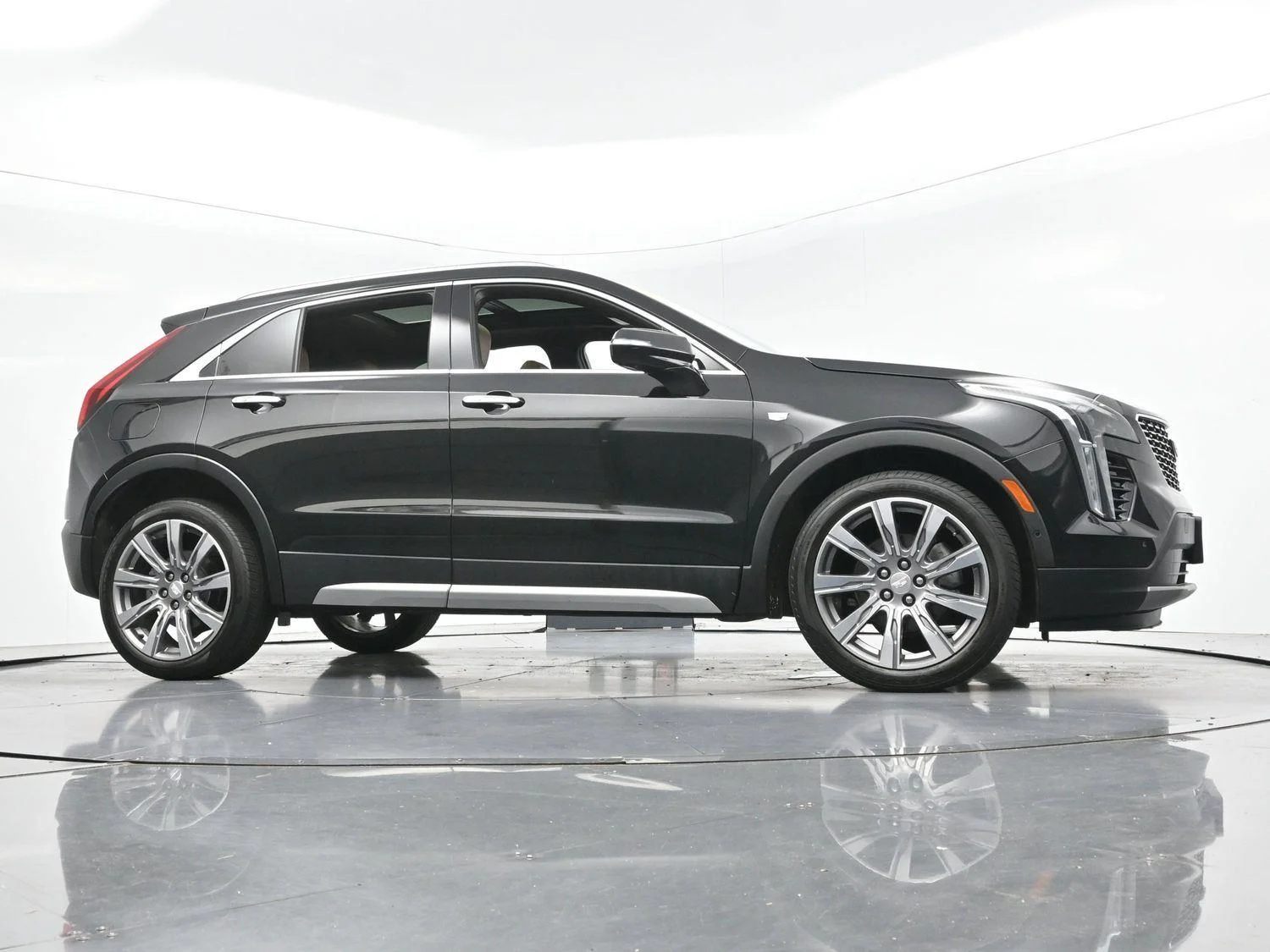 Used 2022 Stellar Black Metallic Cadillac Premium Luxury image 44