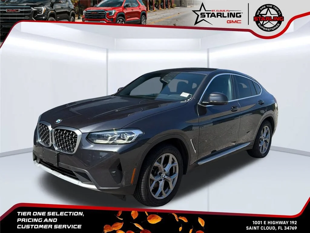 Used 2023  BMW xDrive30i image 1