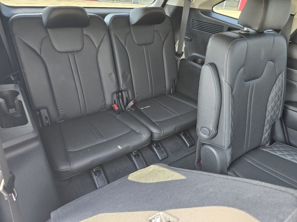Used 2023 White Kia X-Line SX Prestige image 22