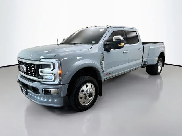 Used 2026 Gray Metallic Ford Platinum image 3