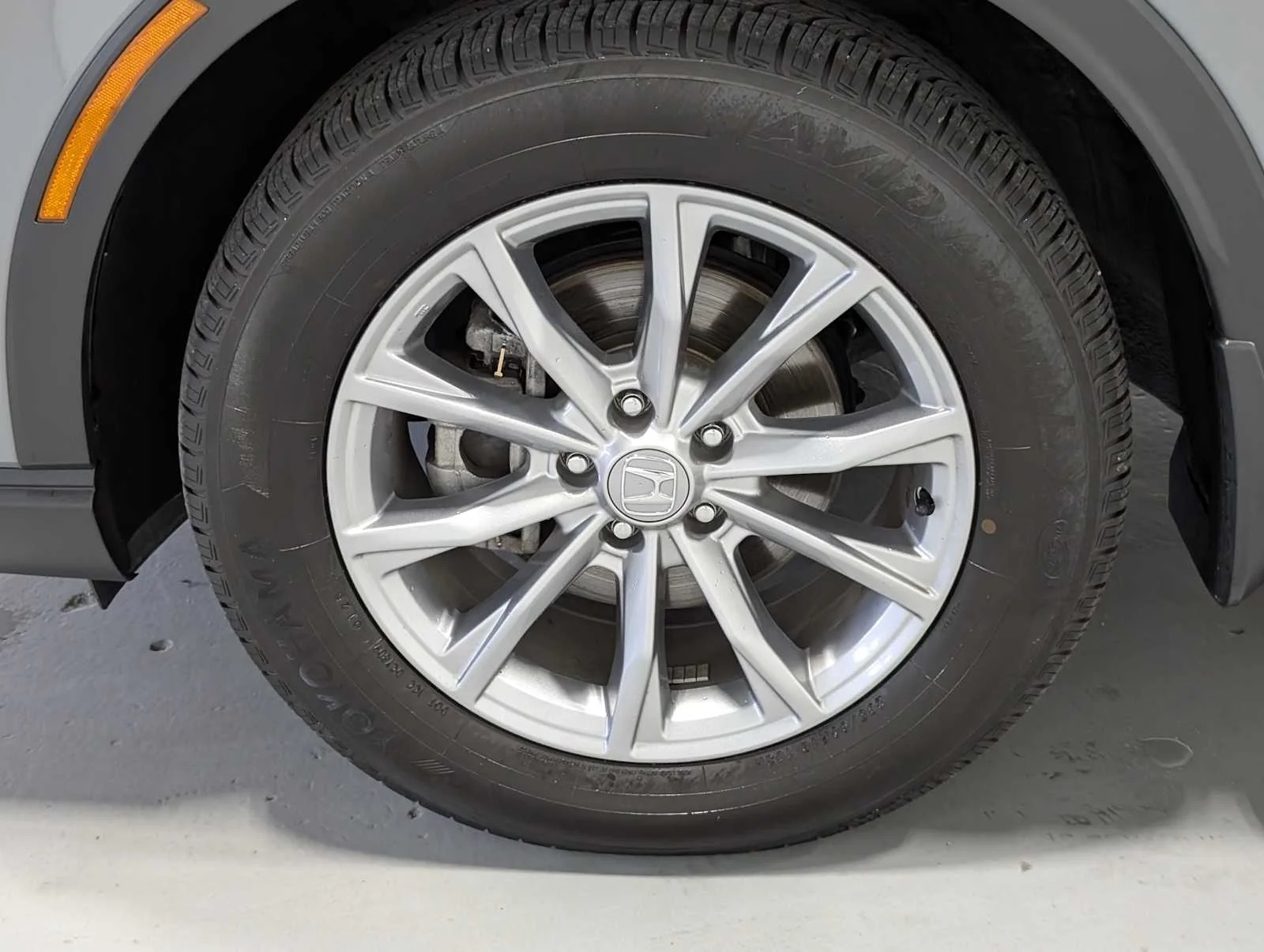 Used 2025 Urban Gray Pearl Honda EX-L image 3