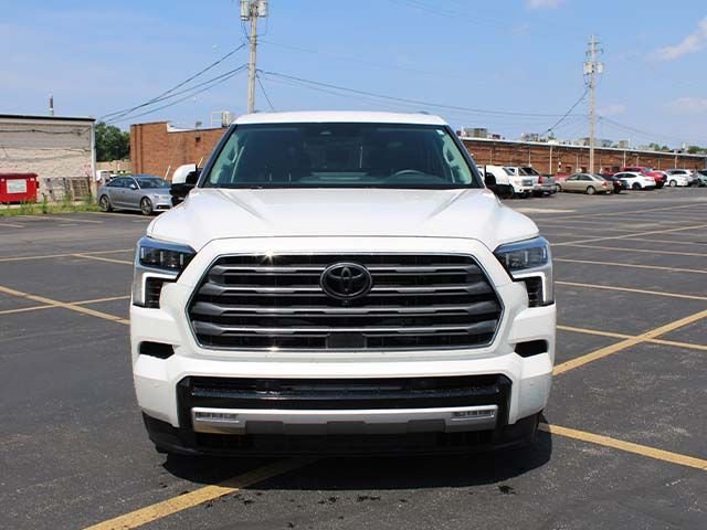 Used 2024 Wind Chill Pearl Toyota Limited image 3