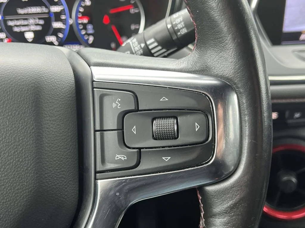 Used 2022 Silver Ice Metallic Chevrolet RS image 19