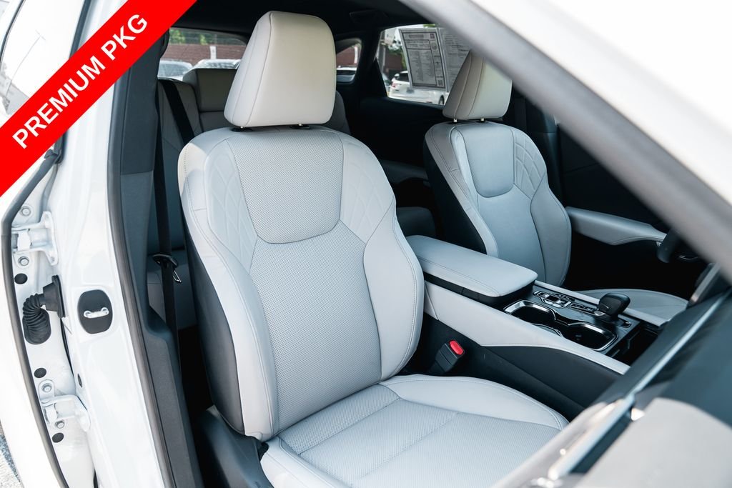 Used 2024 White Pearl Lexus 350 Premium image 30