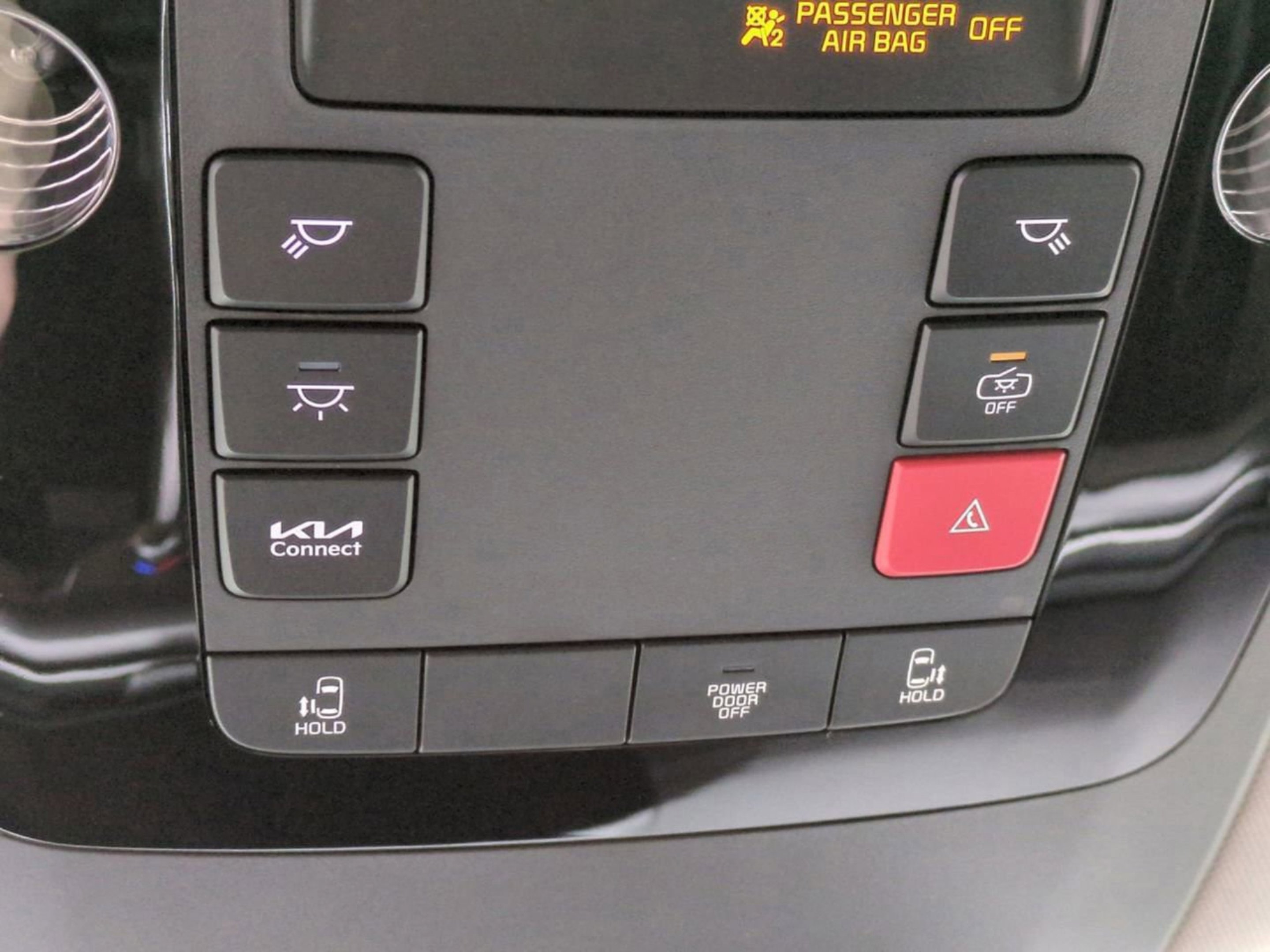 New 2026 Snow White Pearl Kia LXS image 24