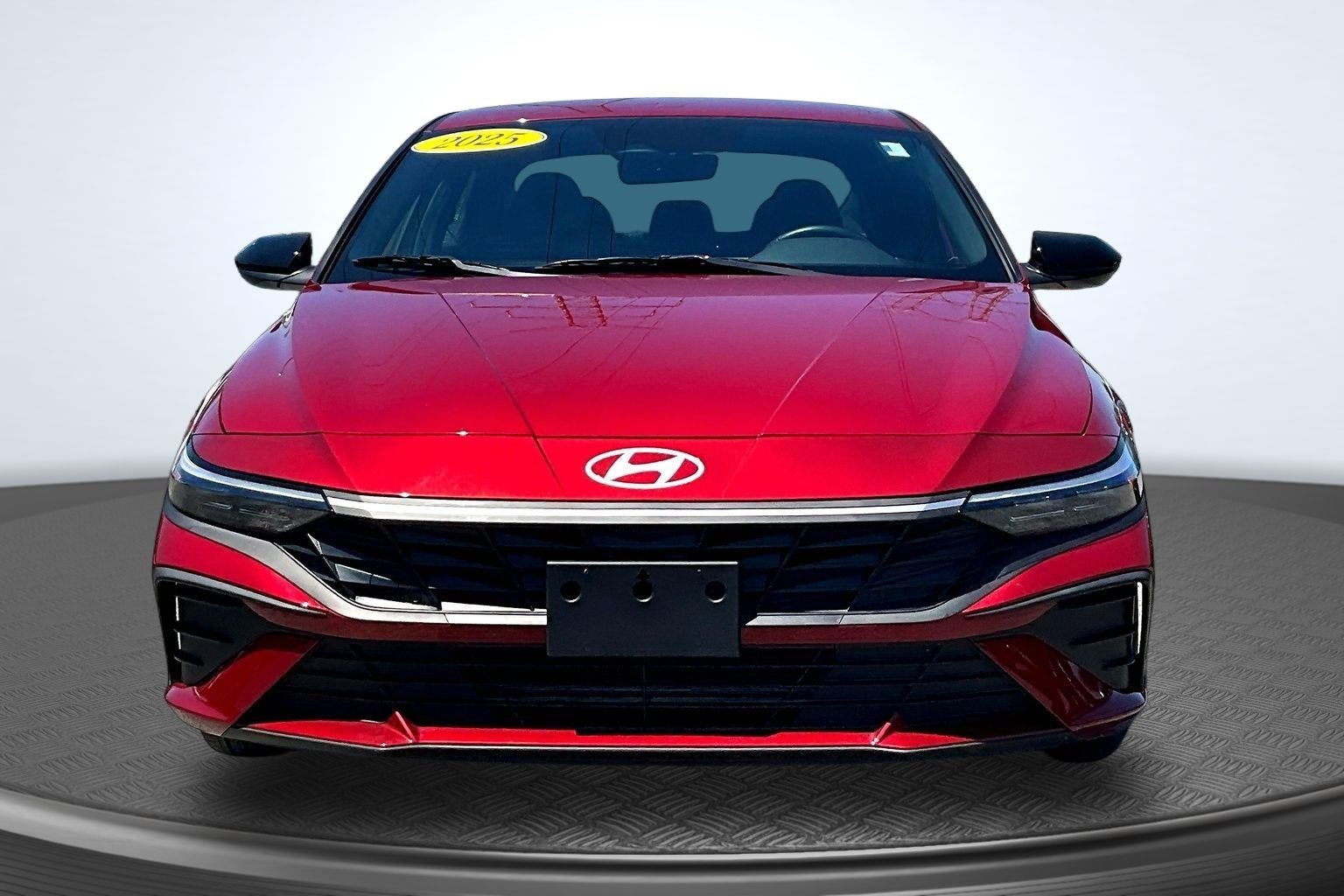 Certified Used 2025 Red Hyundai SEL Sport image 2