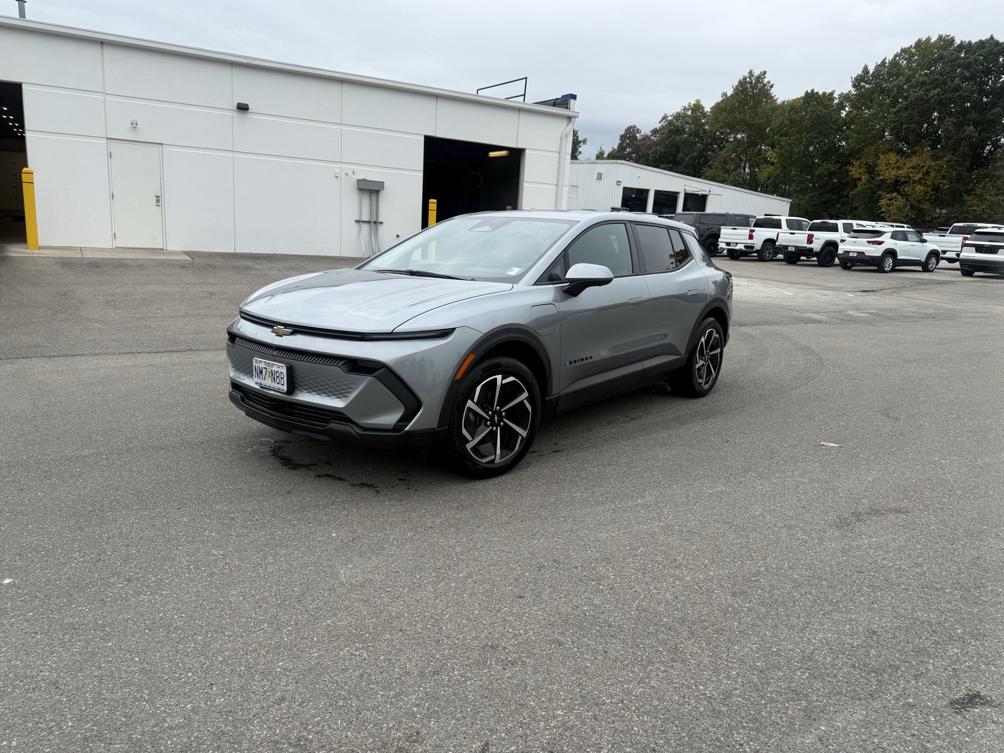 Used 2025 Chevrolet Equinox EV 1LT with VIN 3GN7DMRP3SS233691 for sale in Fort Wayne, IN