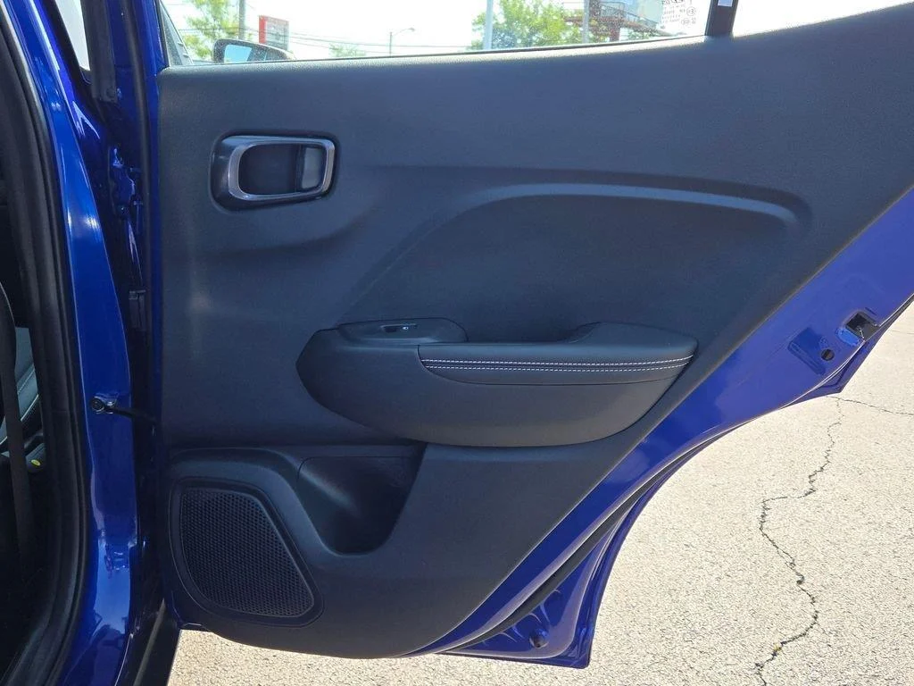 Used 2024 Intense Blue Hyundai Limited image 10