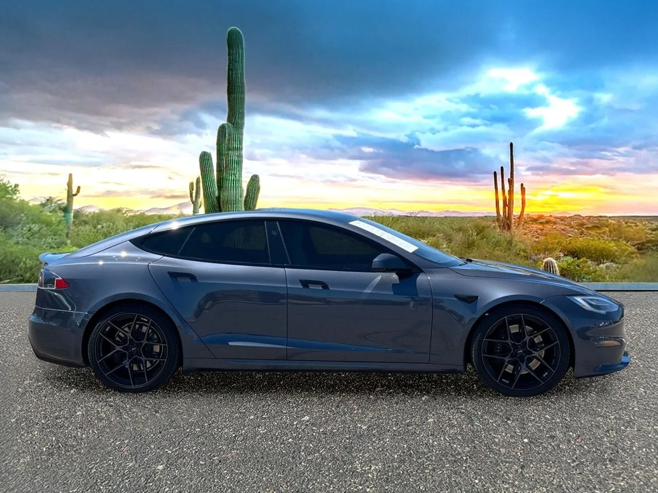 Used 2022 Midnight Silver Tesla Plaid image 6