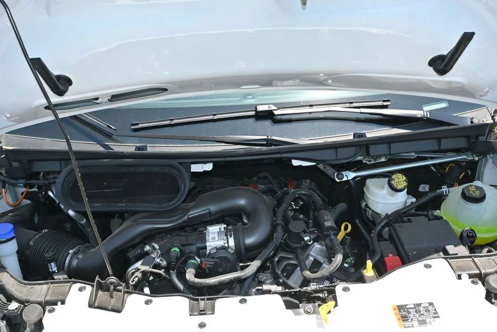 New 2026 Oxford White Ford Cargo Van image 7