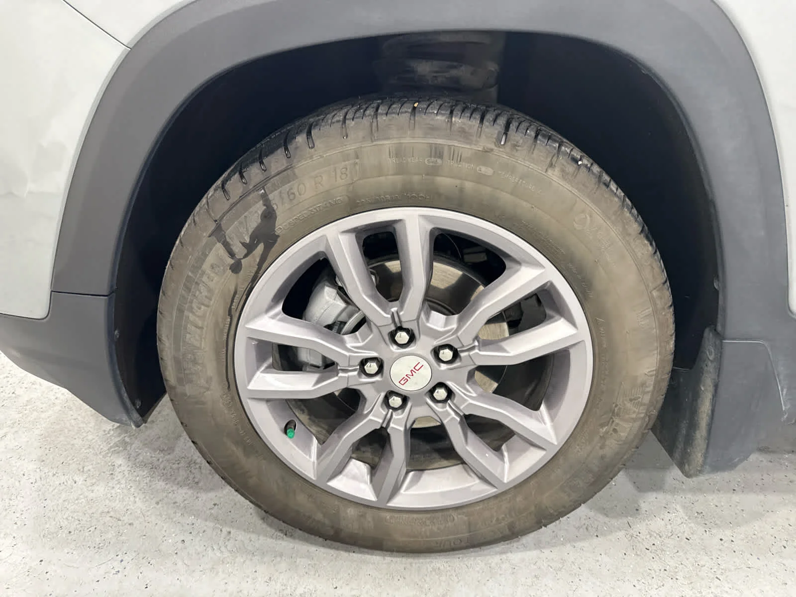 Used 2024 Sterling Metallic GMC SLT image 10