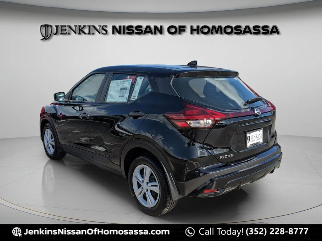 Used 2025 Black Nissan S image 6