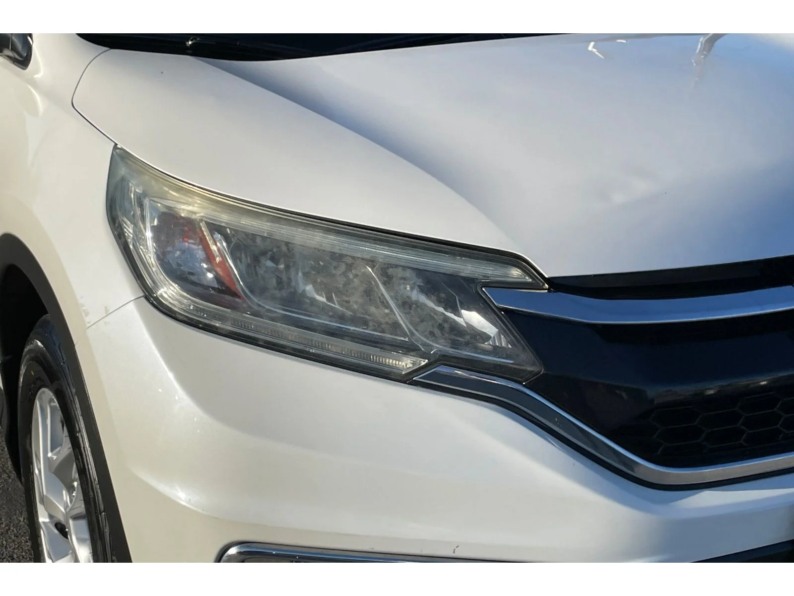 Used 2015 White Diamond Pearl Honda EX image 49