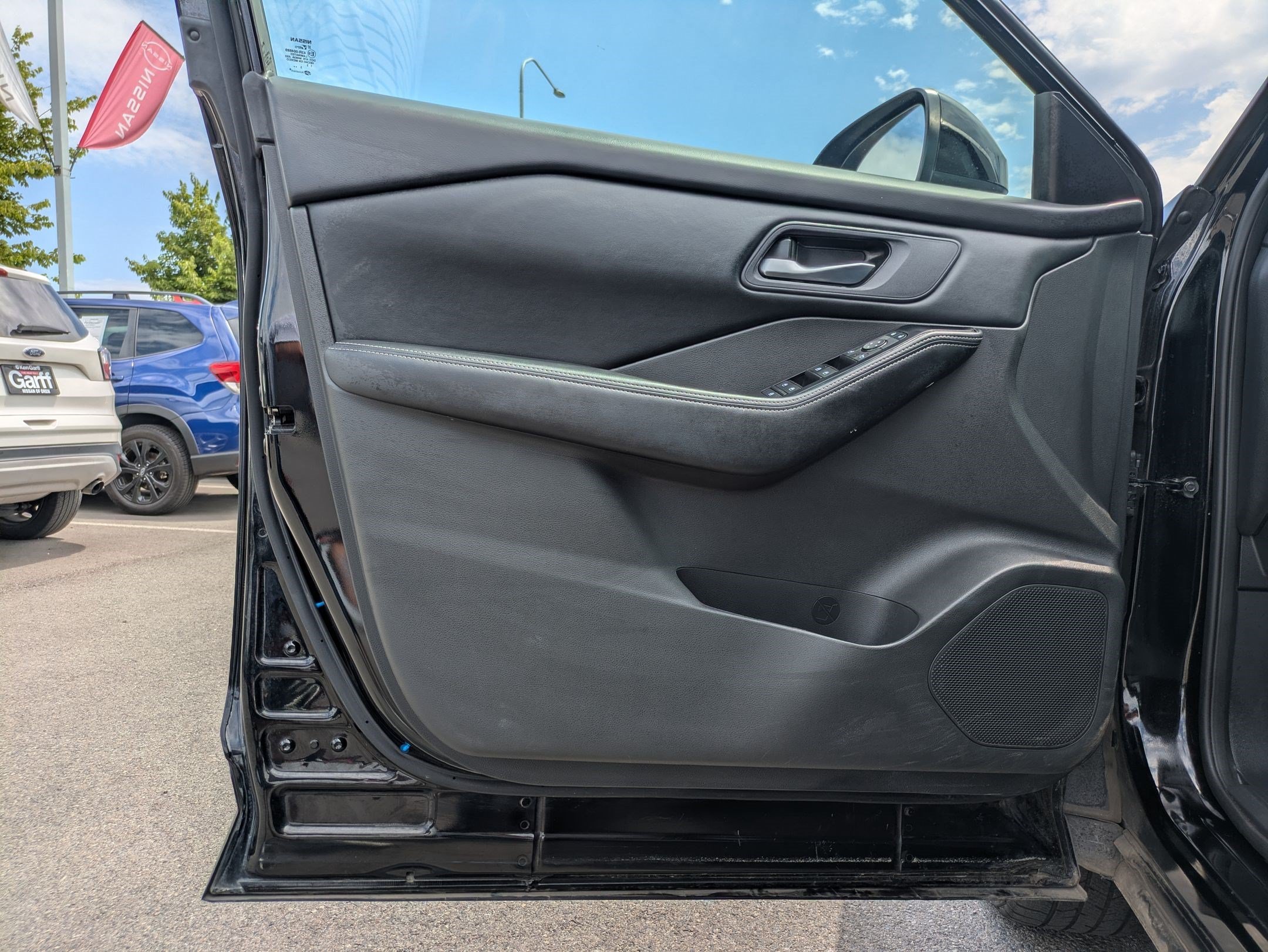 Used 2024 Super Black Nissan SV image 12