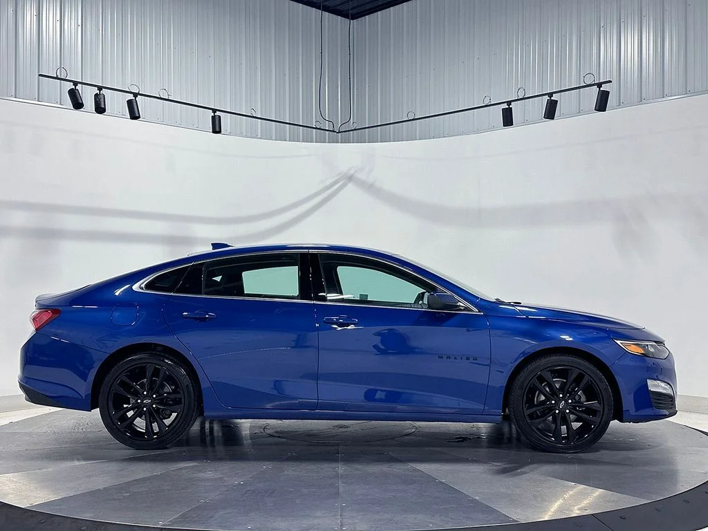 Used 2023 Blue Chevrolet LT image 10